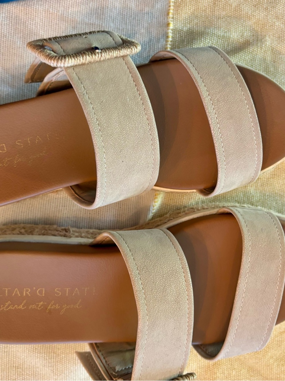 Altar’d State Size 7 Raffia Buckle Sandals Neutral Espadrille Platform Like New✨ - Picture 11 of 12